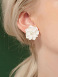 Simple Temperament Small Fresh White Pearl Earrings