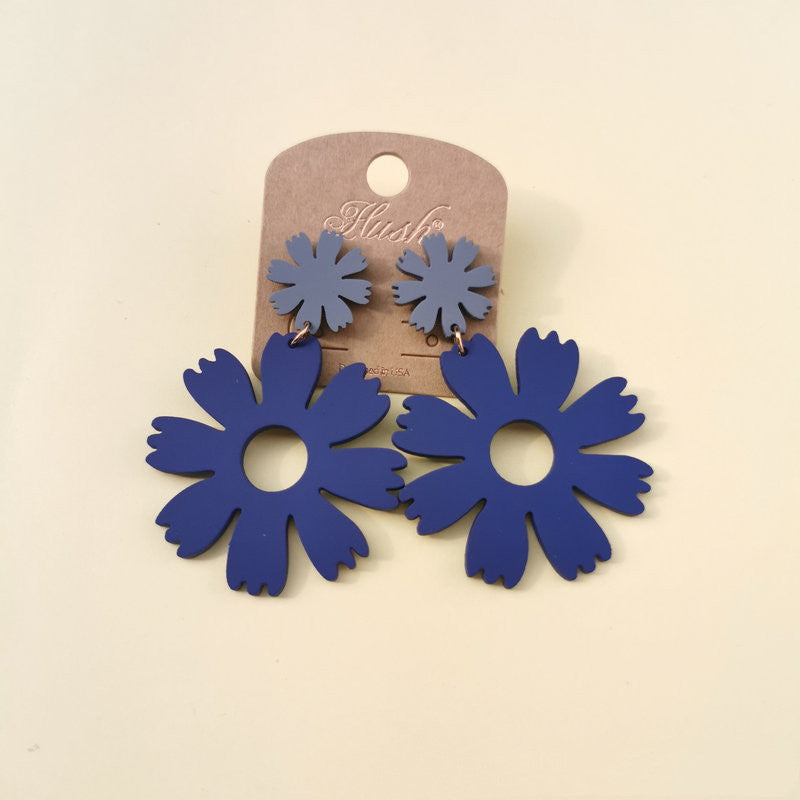 Simple And Beautiful Flowers Exaggerated Acrylic Earrings Personality Candy Color Temperament