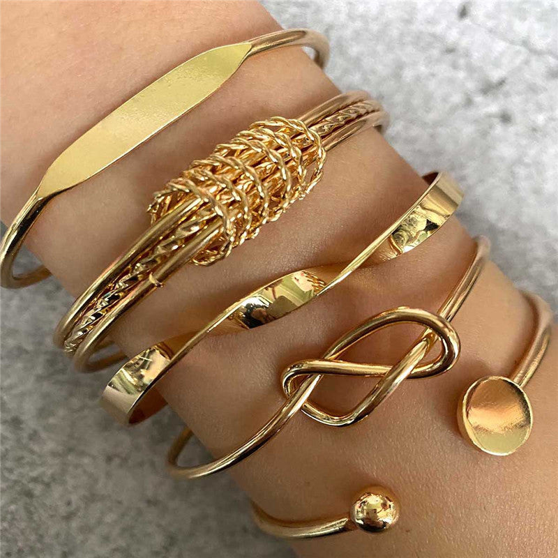 Fashion Exaggerated Retro Personality Ring Multi-layer Bracelet Set