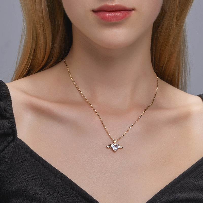 Temperament Love Wing Necklace Female Clavicle Chain