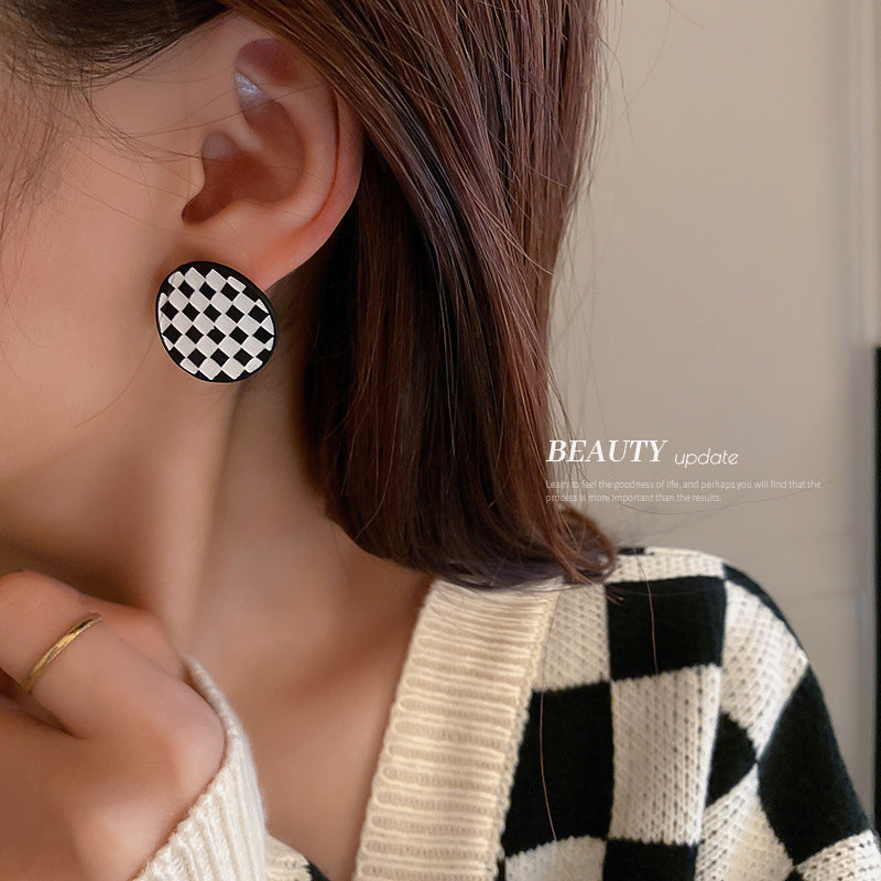 Silver Needle Geometry Drop Oil Checkered Love Stud Earrings Temperament