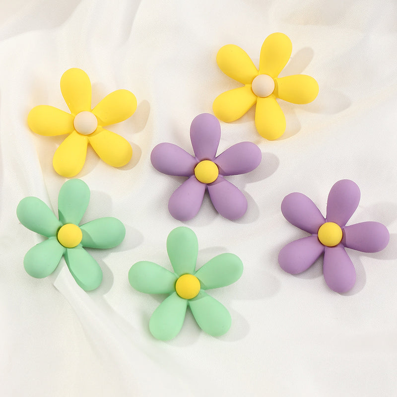 Sweet And Lovely Resin Flower Earrings