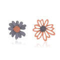 Hollow Asymmetric Small Daisy Earrings