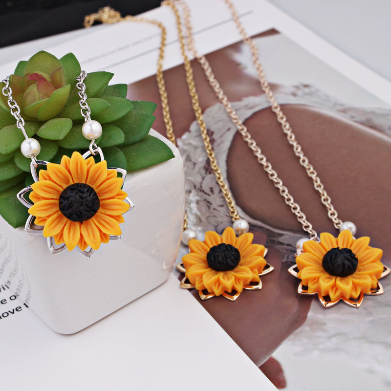 Drop Glaze Painted Flower Rhinestone Necklace