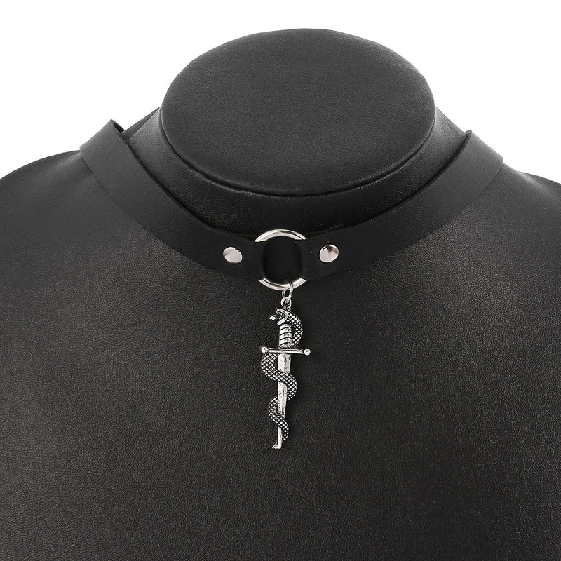 Punk Personality Leather Short Necklace Women's Clavicle Ring