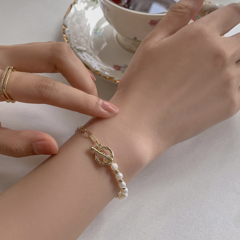 Summer Pearl Stitching Bracelet Female Ins Tide Niche Design Sense New Light Luxury Exquisite Personality Bracelet