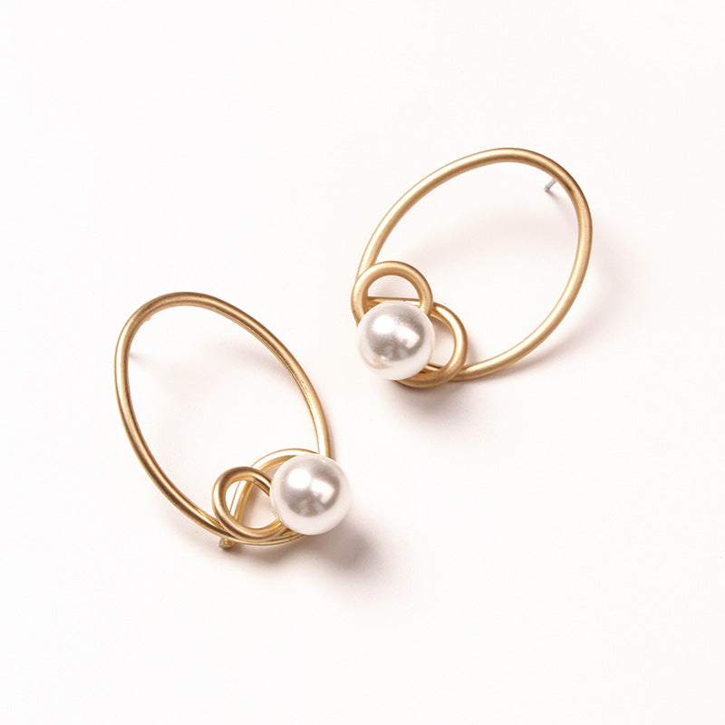 Simple Water Drop Pearl Gold Alloy Earrings Women's Fashion Temperament Earrings