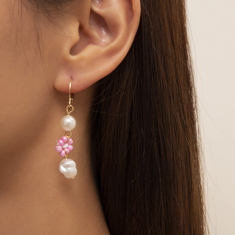 Simple Ethnic Style Small DaisyPearl Pendant Earrings