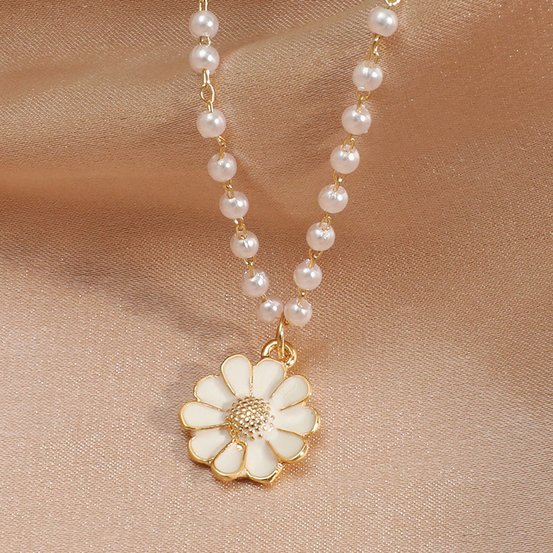 Frosty White Flower Pearl Forest Sweet Summer Chrysanthemum Daisy Clavicle Chain