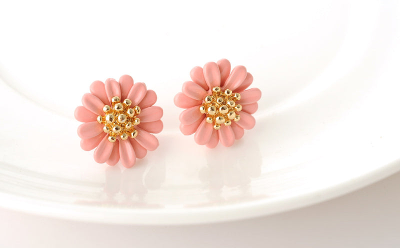 Creative Sweet Little Daisy Alloy Earrings