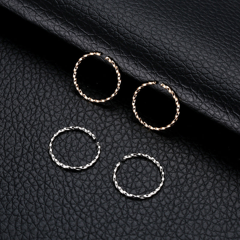 European And American Simple Twist Circle  Ear Clip