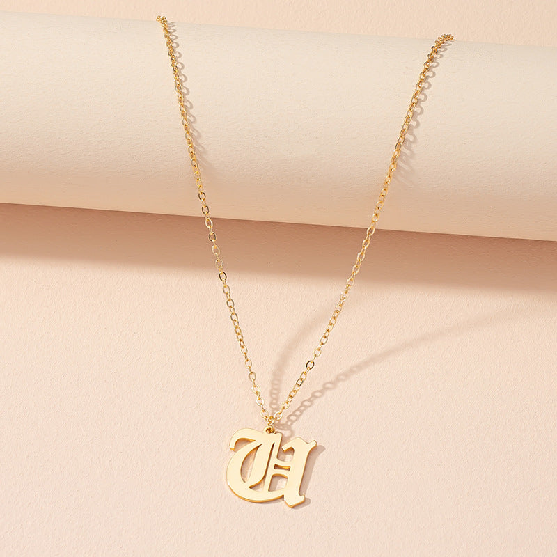 Retro Personality Design Sense 26 English Alphabet Necklace Female