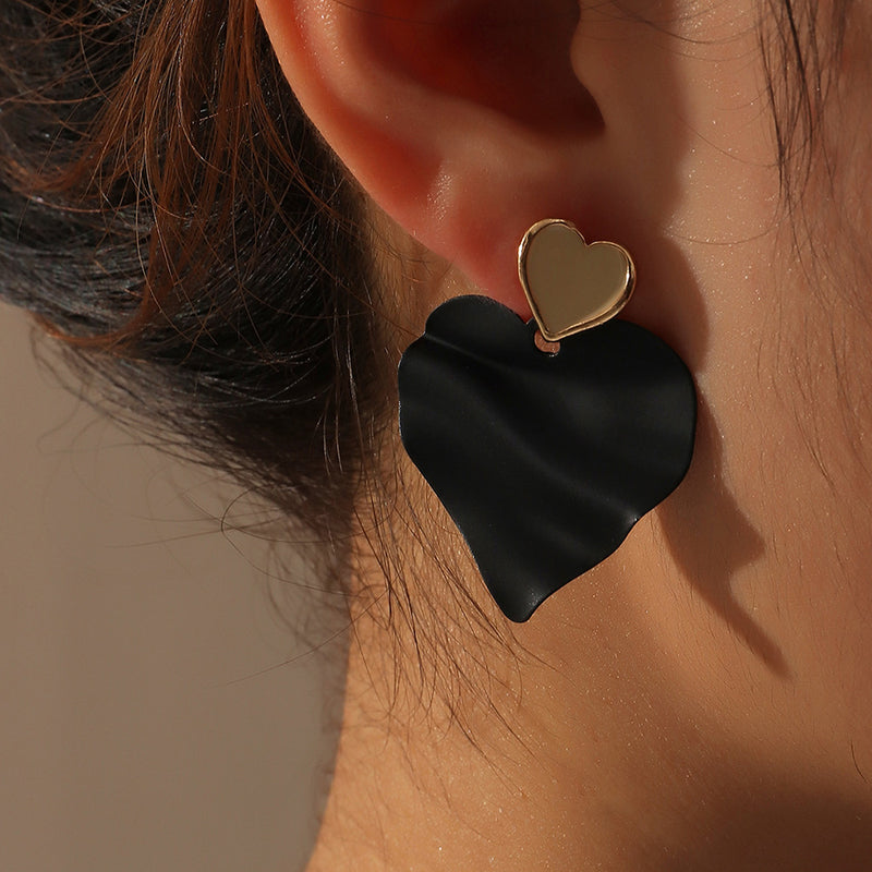 Metal Pleated Love Earrings Ins Trendy Earrings