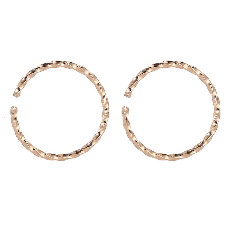 European And American Simple Twist Circle  Ear Clip