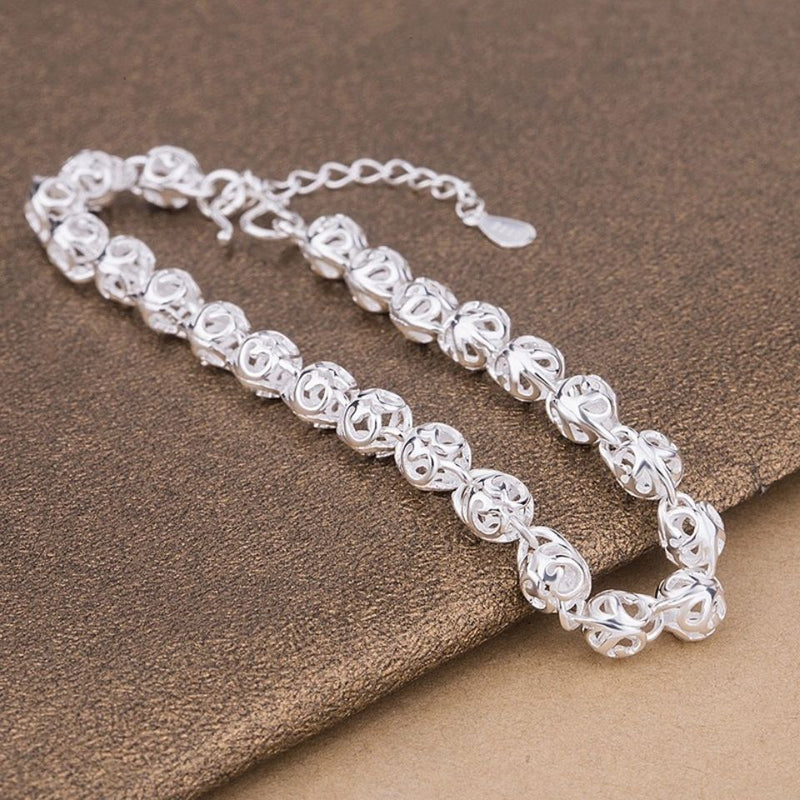 Stylish Silver Jewelry With Hollowed Out Wave Design For Girls